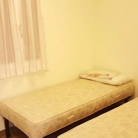 In 34188 * روسولينا ماري